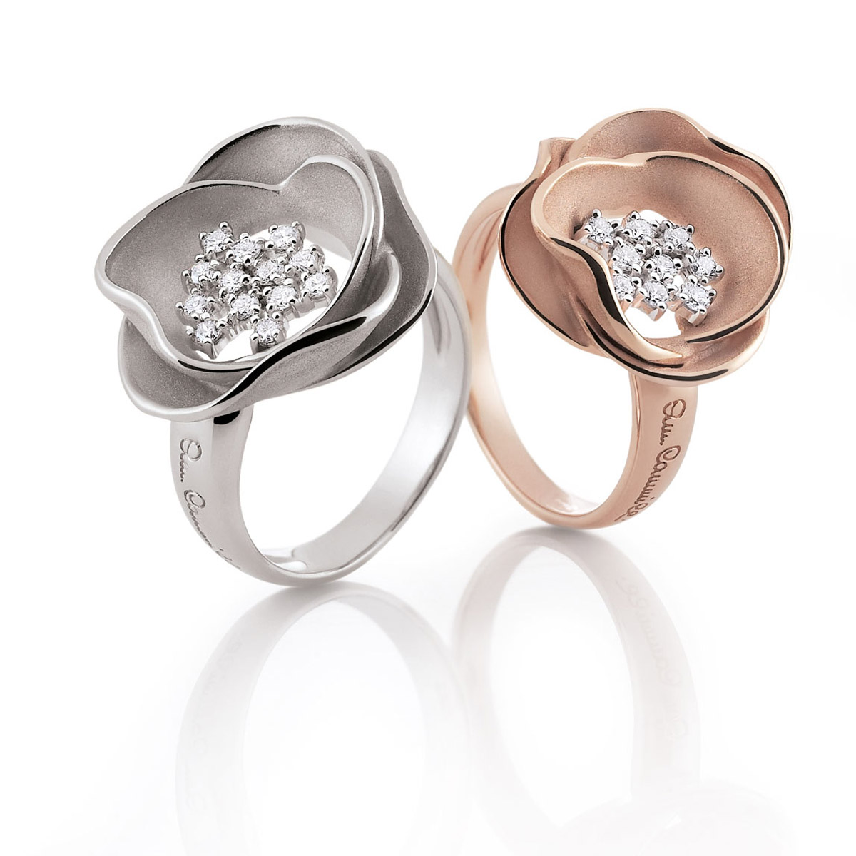 Annamaria Camilli Flower ring witgoud